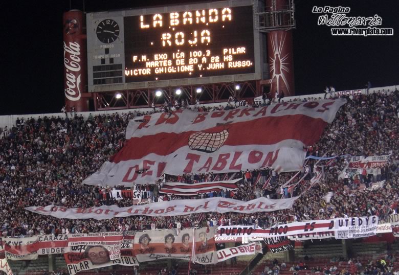 River Plate vs Junior (LIB 2005) 2